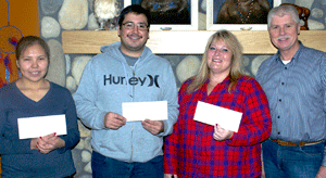 Megan Seymour, Timothy Hans, and Annette Tough
received Encana Aboriginal Student awards from
Jeff Beale of Encana Corporation.